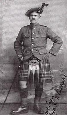 Piper Daniel Laidlaw 'The Piper of Loos'.